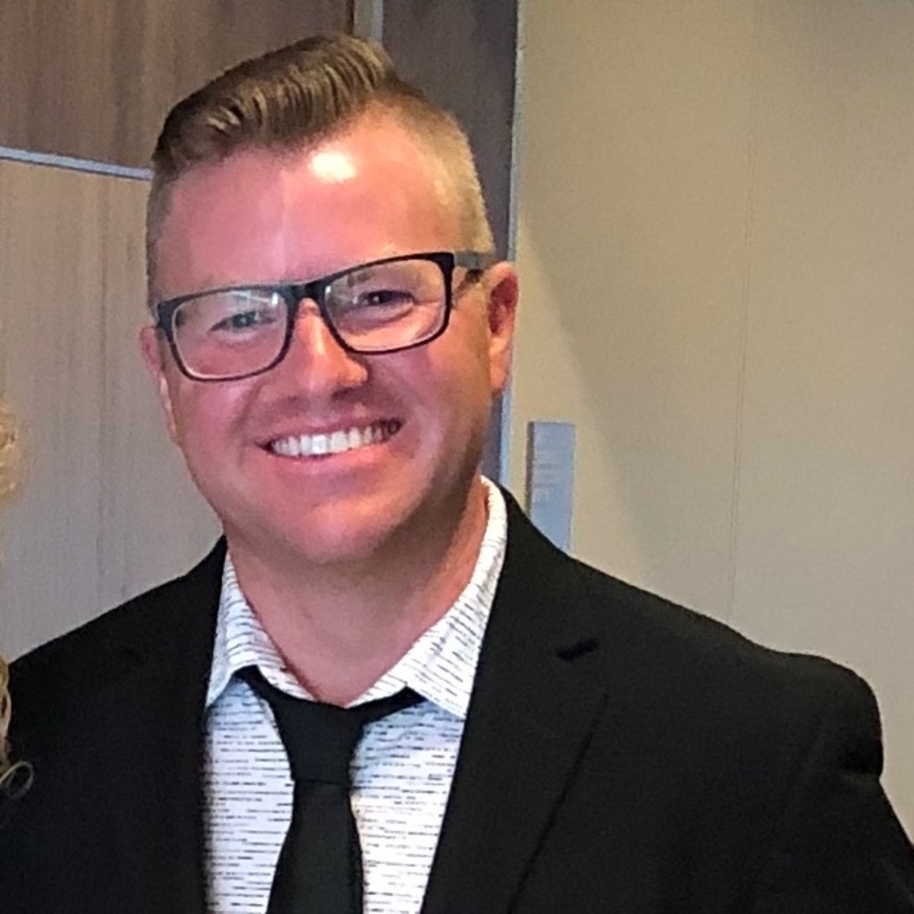 Meet your Posher, Eric